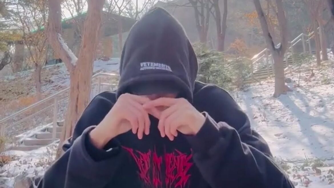 ラウールがそれスノで披露したBTSジョングクのソロ曲をダンス!キレが増したダンスに「レベル高すぎ」「痺れた!」と大反響 ラウールがそれスノで披露したBTSジョングクのソロ曲をダンス!キレが増したダンスに「レベル高すぎ」「痺れた!」と大反響